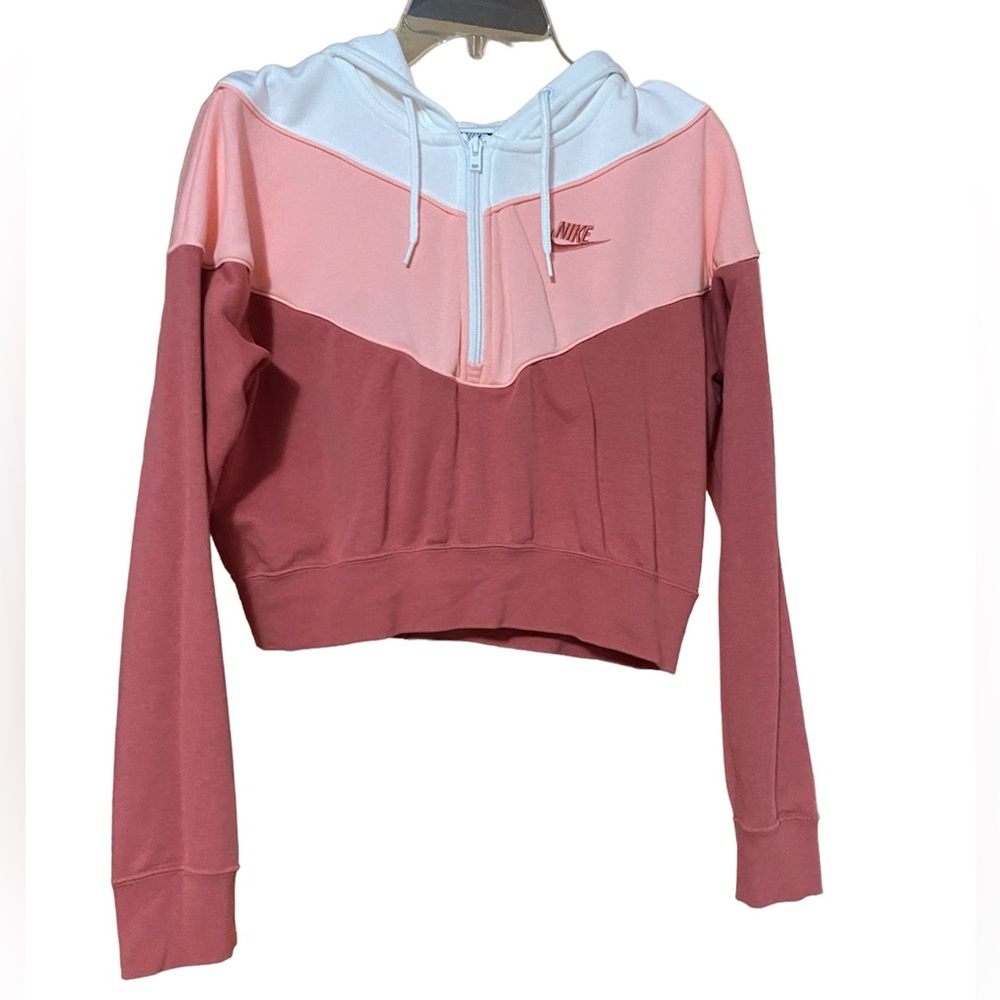 New without tags. Nike Sportswear Heritage Crop Hoodie. Medium